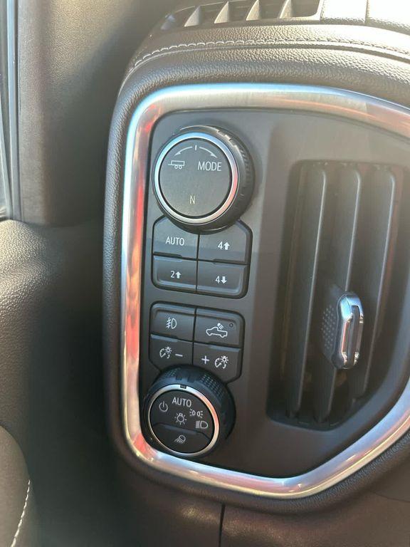 used 2022 Chevrolet Silverado 2500 car, priced at $59,995