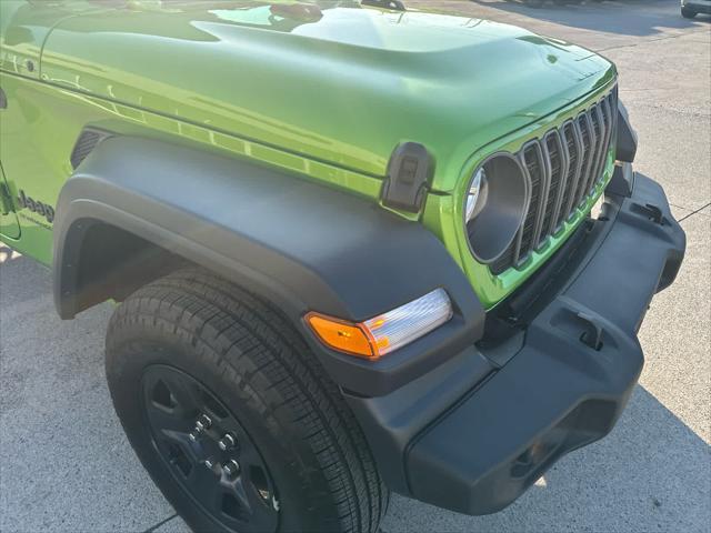new 2025 Jeep Wrangler car, priced at $40,940
