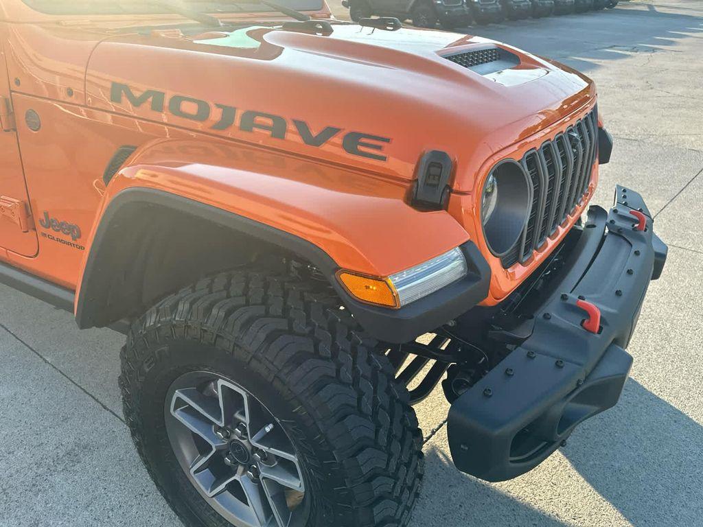 new 2025 Jeep Gladiator car, priced at $61,395