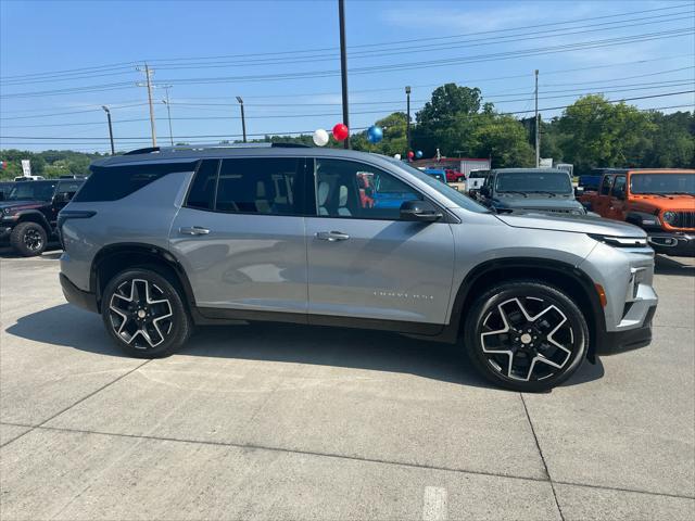 new 2025 Chevrolet Traverse car