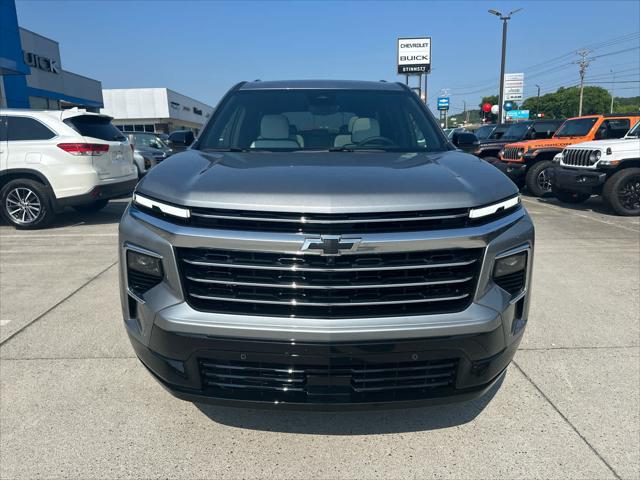 new 2025 Chevrolet Traverse car