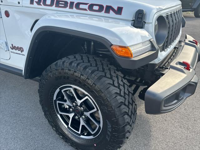 new 2025 Jeep Gladiator car, priced at $58,565