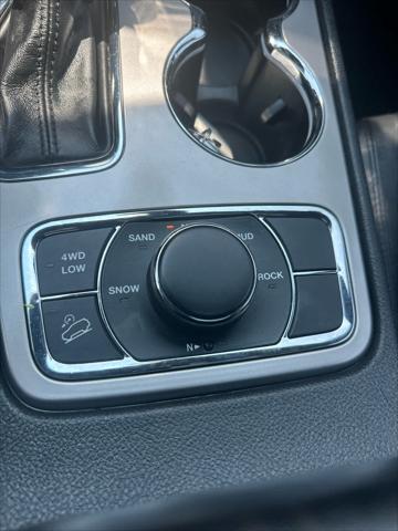 used 2022 Jeep Grand Cherokee car, priced at $26,988