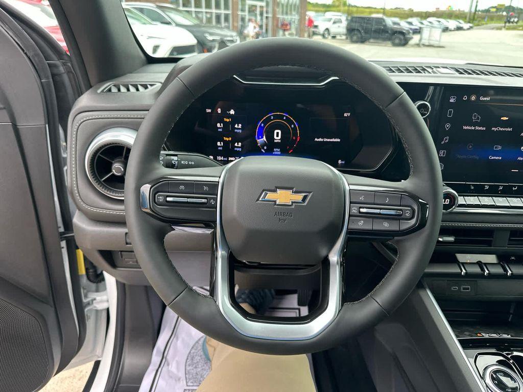 new 2025 Chevrolet Colorado car, priced at $43,995