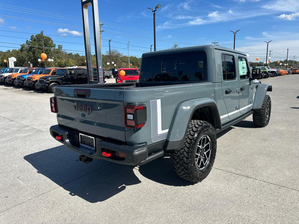 new 2025 Jeep Gladiator car, priced at $61,635