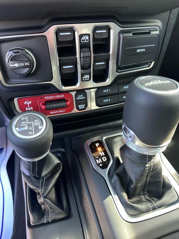 new 2025 Jeep Gladiator car, priced at $61,635