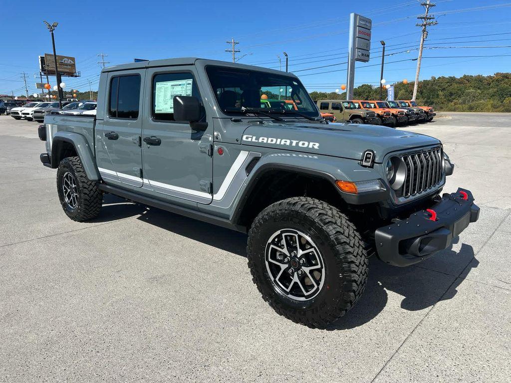 new 2025 Jeep Gladiator car, priced at $61,635