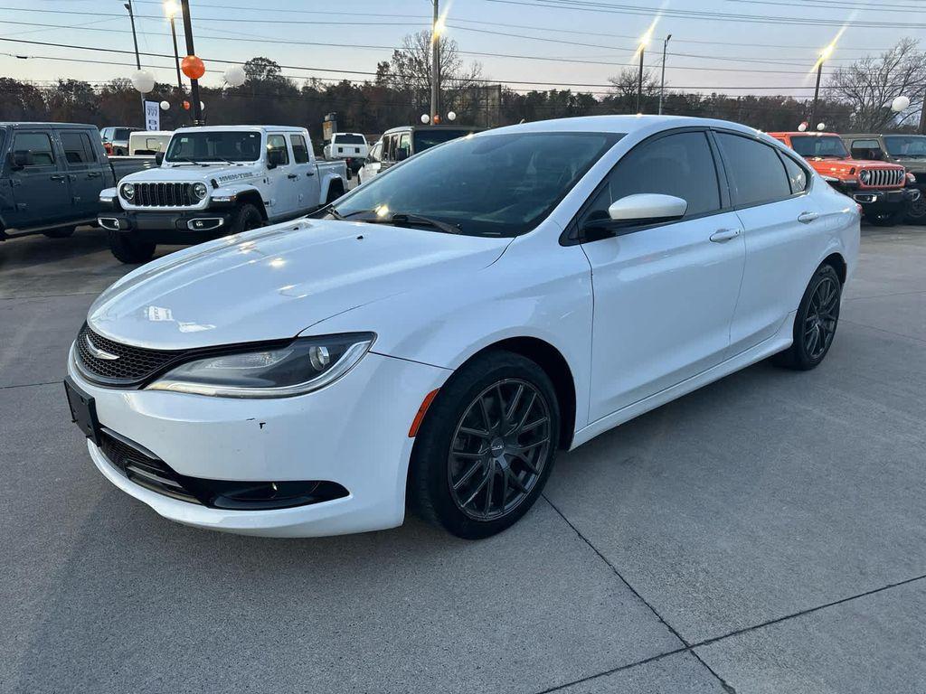 used 2015 Chrysler 200 car, priced at $5,995