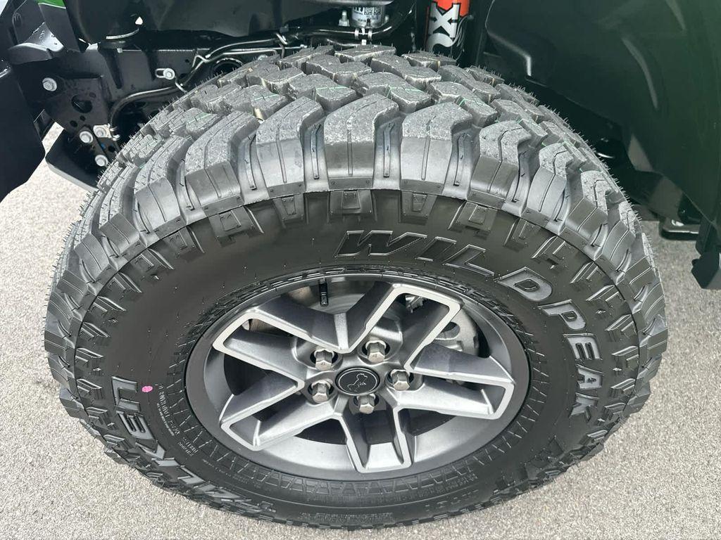 new 2025 Jeep Gladiator car, priced at $60,405