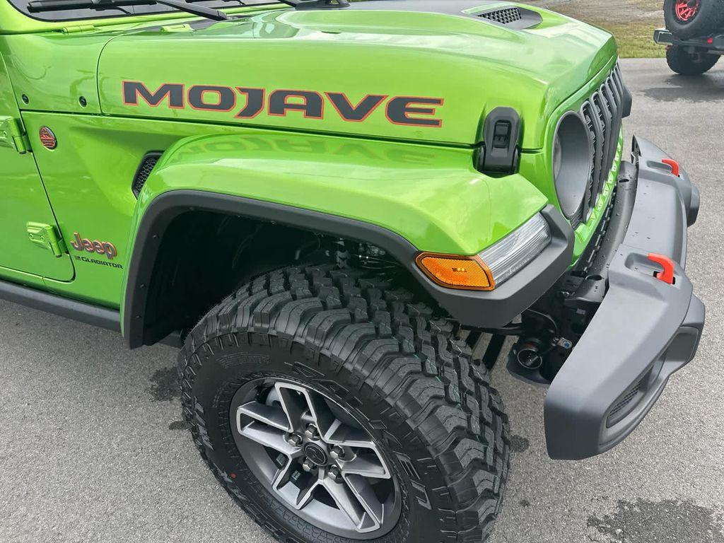 new 2025 Jeep Gladiator car, priced at $60,405