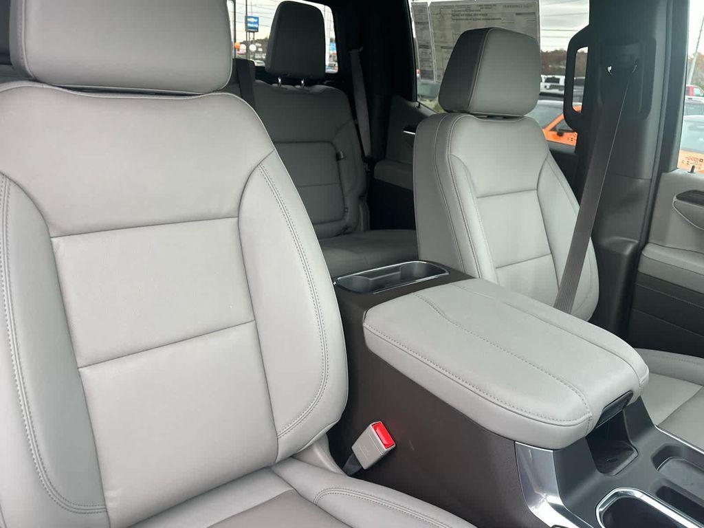 new 2026 Chevrolet Silverado 1500 car, priced at $68,105