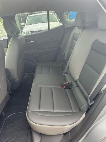 new 2025 Chevrolet Trax car, priced at $27,910