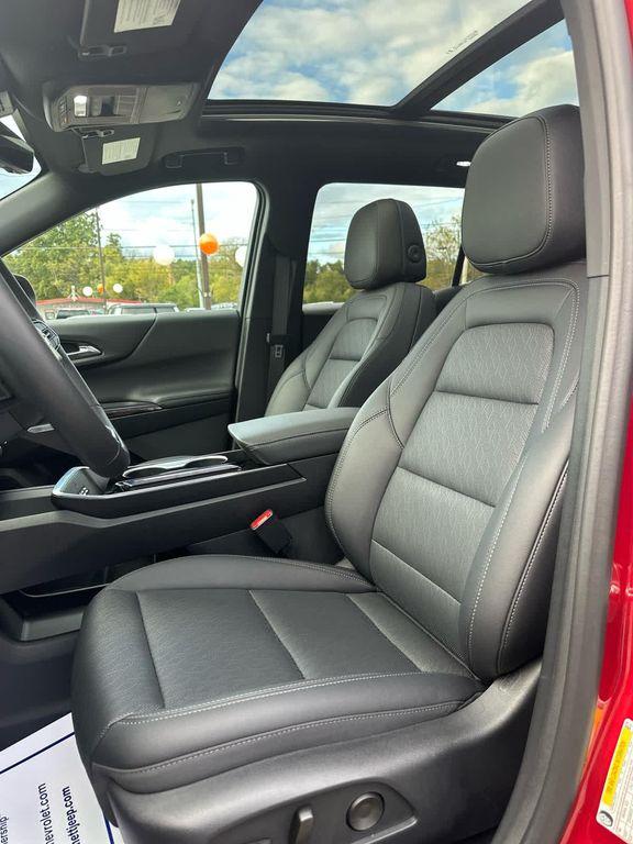 used 2025 Chevrolet Equinox car, priced at $36,988