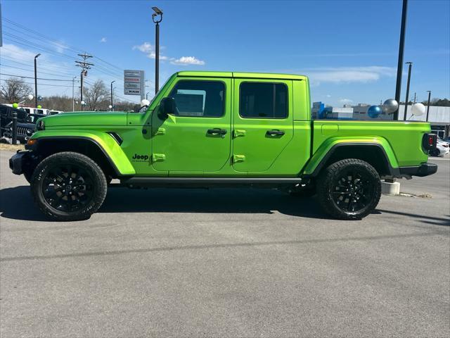 new 2025 Jeep Gladiator car, priced at $44,805