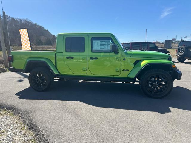 new 2025 Jeep Gladiator car, priced at $44,805