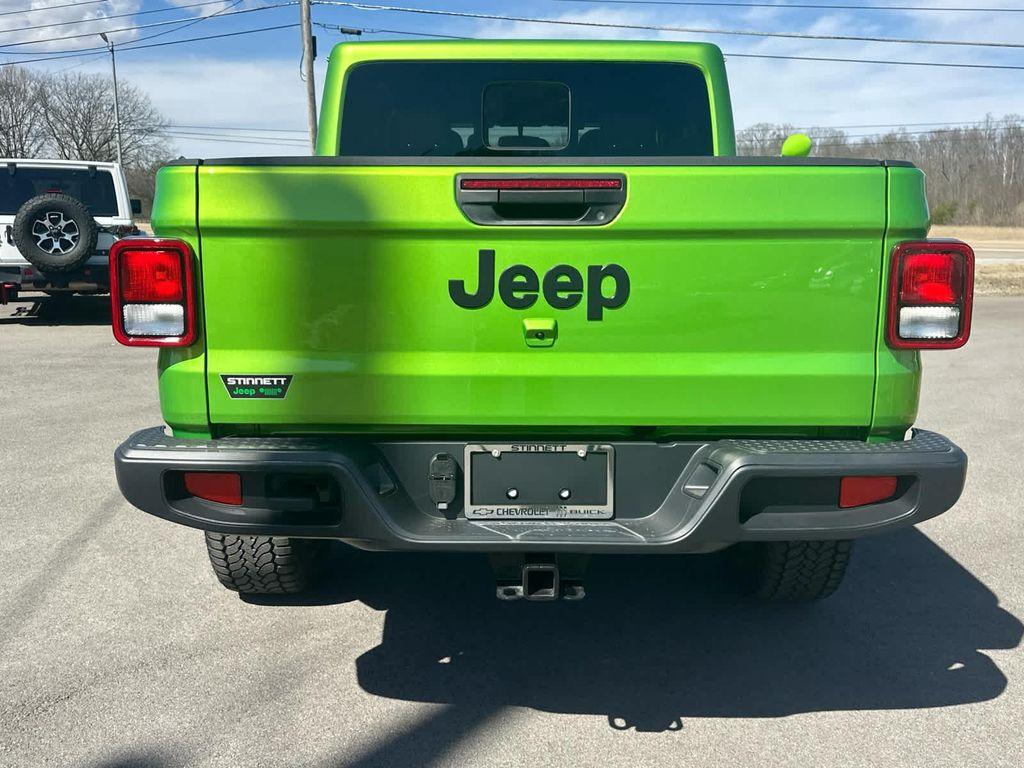 new 2025 Jeep Gladiator car, priced at $42,988