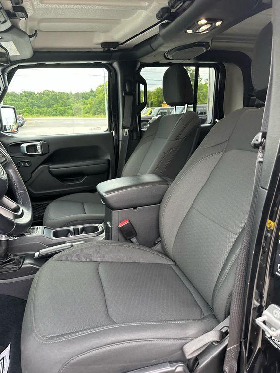 used 2022 Jeep Gladiator car, priced at $33,988