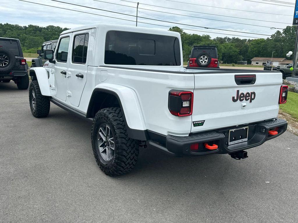 new 2025 Jeep Gladiator car, priced at $60,685