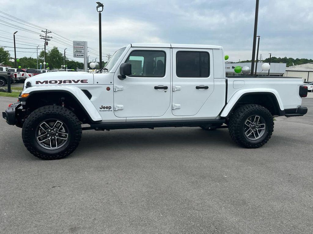 new 2025 Jeep Gladiator car, priced at $60,685