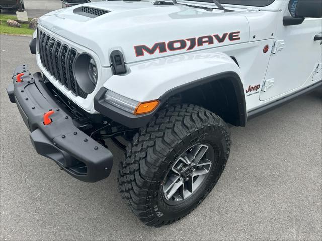 new 2025 Jeep Gladiator car, priced at $62,885