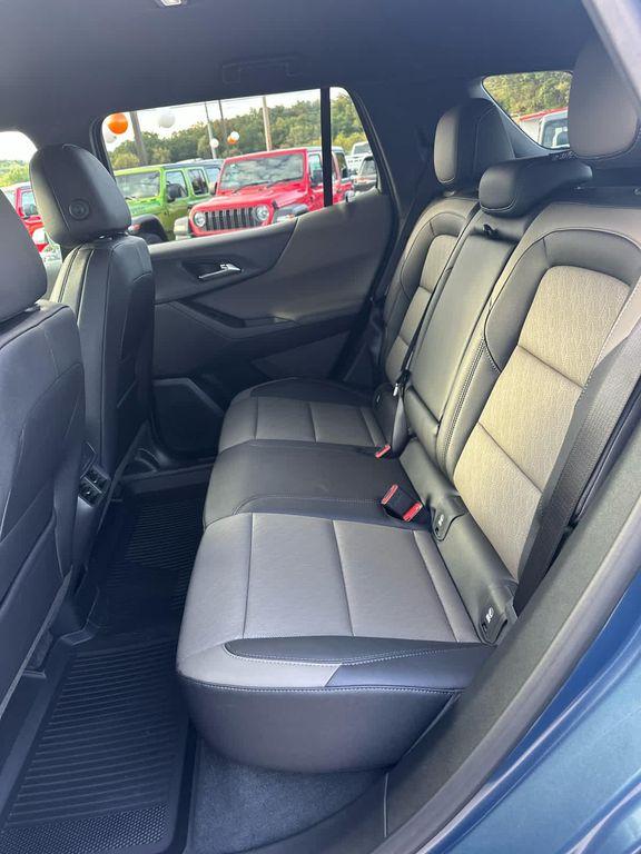 new 2026 Chevrolet Equinox car, priced at $36,355