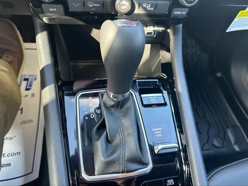 new 2025 Jeep Compass car, priced at $31,995