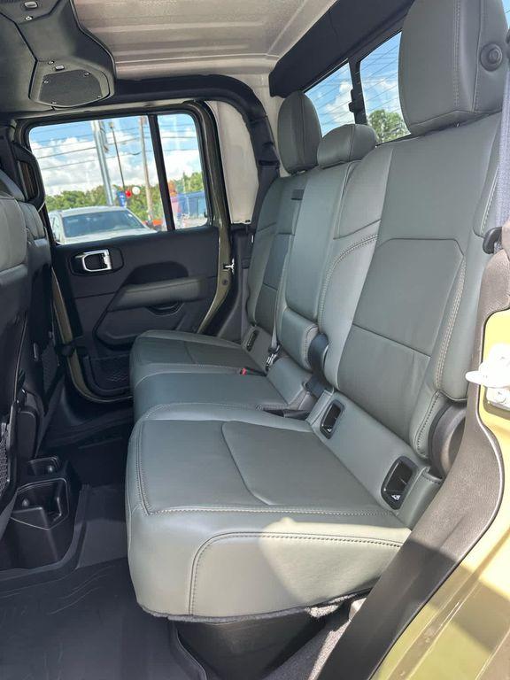 new 2025 Jeep Gladiator car, priced at $56,860