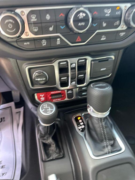 new 2025 Jeep Gladiator car, priced at $56,860
