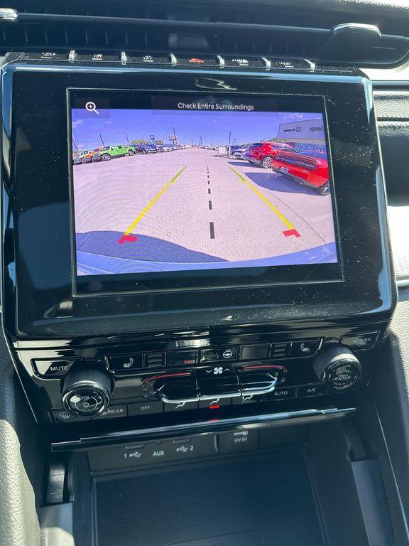 new 2025 Jeep Grand Cherokee car, priced at $45,580