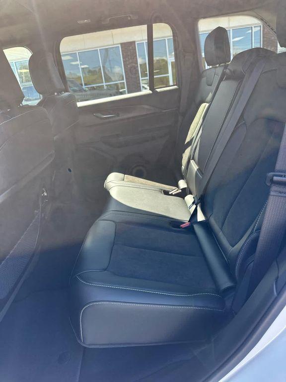 new 2025 Jeep Grand Cherokee car, priced at $45,580