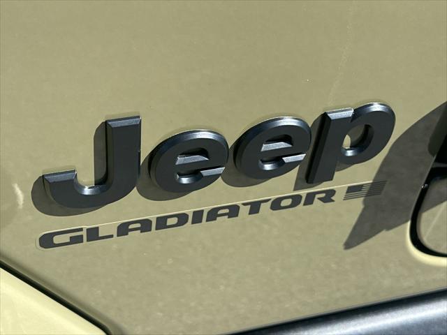 new 2025 Jeep Gladiator car, priced at $45,360