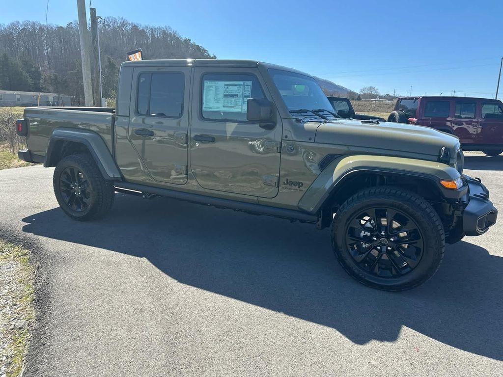 new 2025 Jeep Gladiator car, priced at $43,560
