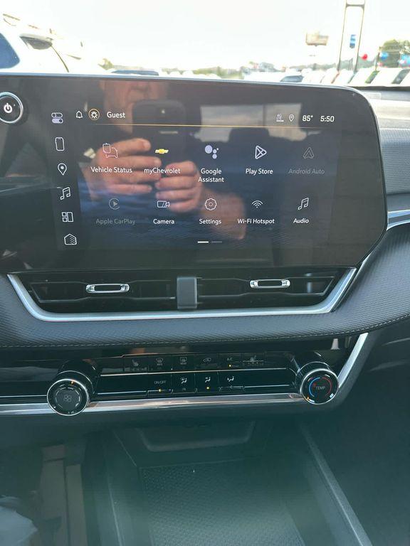 new 2026 Chevrolet Equinox car, priced at $33,830