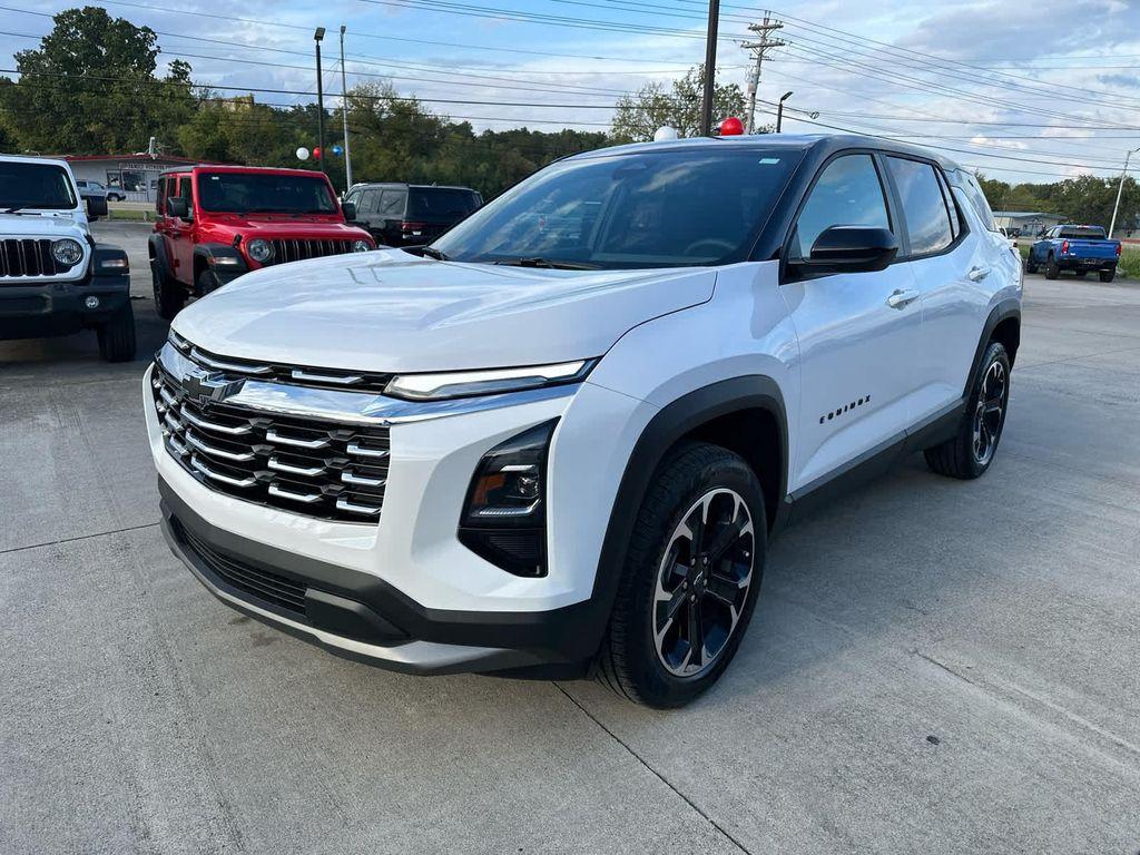 new 2026 Chevrolet Equinox car, priced at $33,830