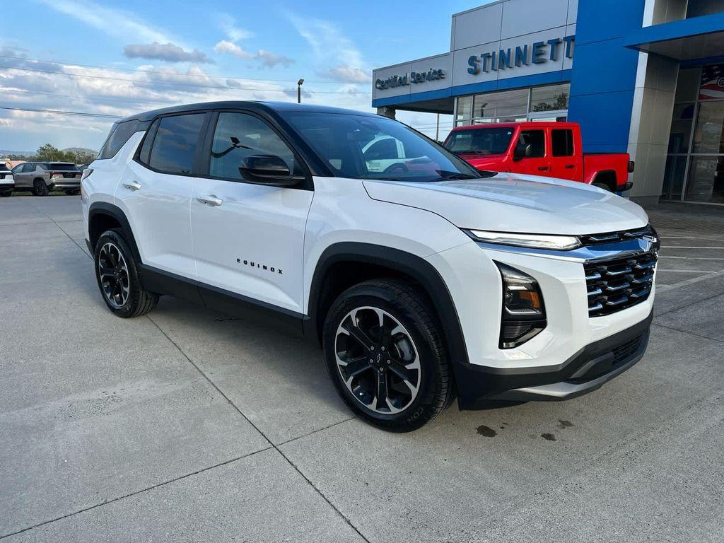 new 2026 Chevrolet Equinox car, priced at $33,830