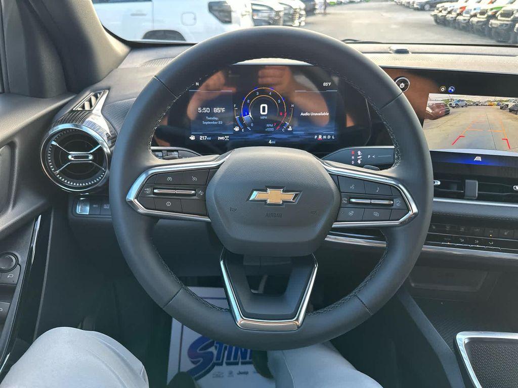 new 2026 Chevrolet Equinox car, priced at $33,830