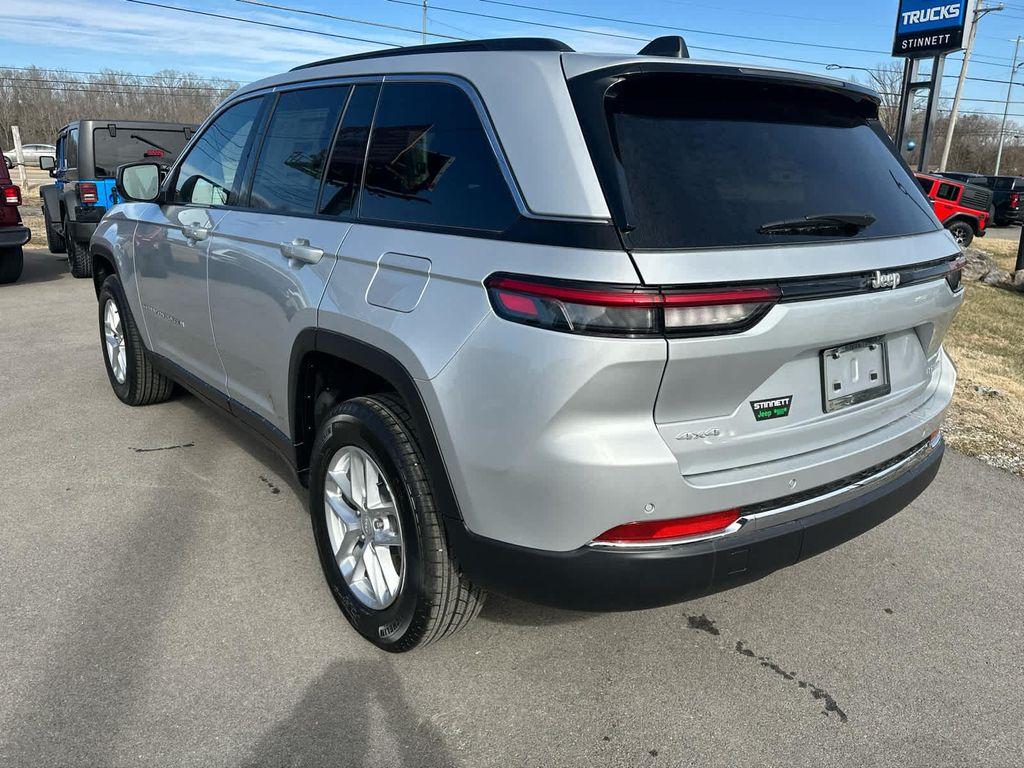 new 2025 Jeep Grand Cherokee car, priced at $41,995