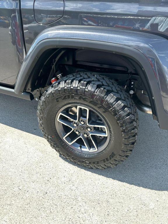 new 2025 Jeep Gladiator car, priced at $55,595