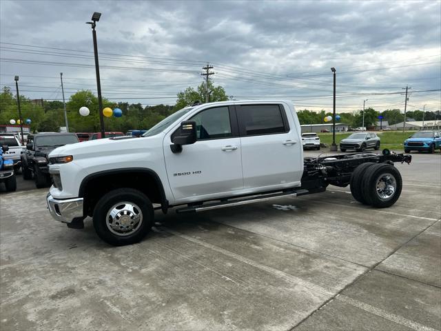 new 2025 Chevrolet Silverado 3500 car, priced at $71,940
