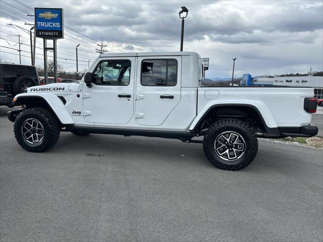 new 2024 Jeep Gladiator car, priced at $64,610