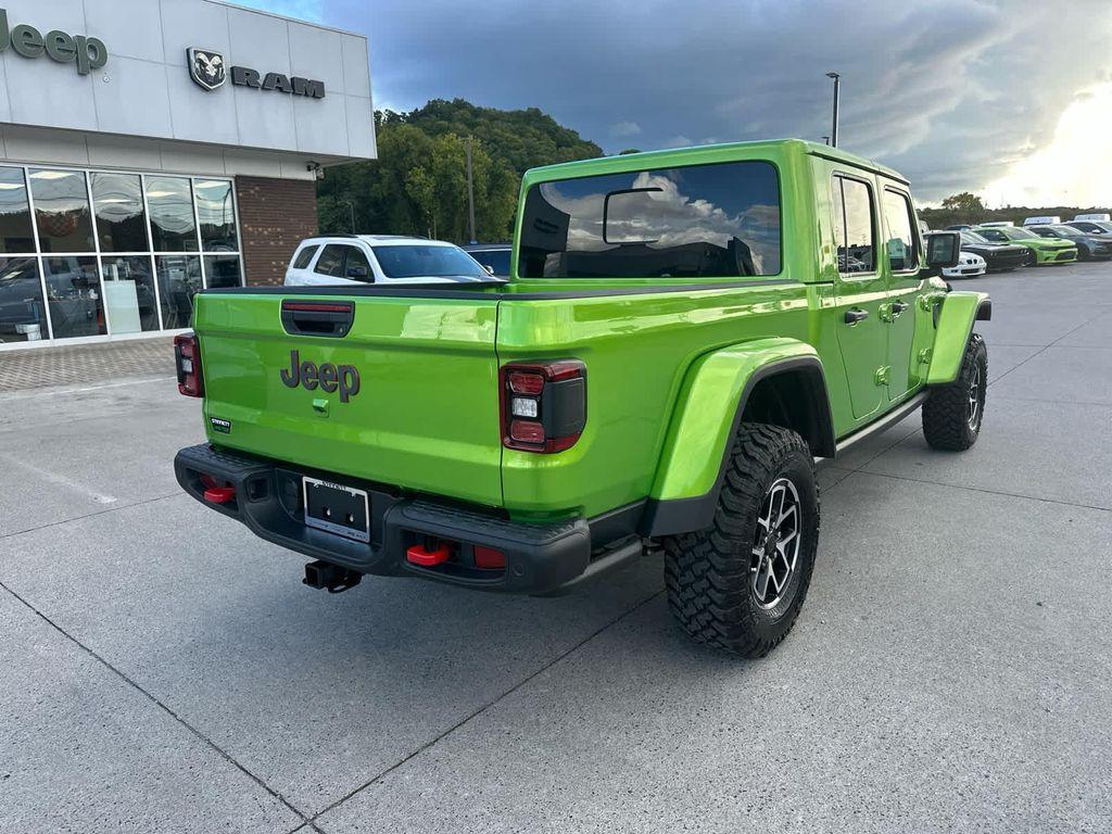 new 2025 Jeep Gladiator car, priced at $60,995