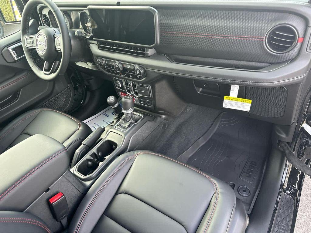 new 2025 Jeep Gladiator car, priced at $57,915