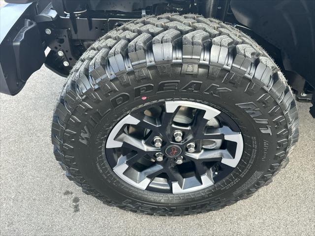 new 2025 Jeep Gladiator car, priced at $57,995