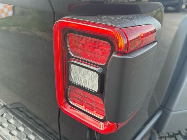 new 2025 Jeep Gladiator car, priced at $57,995
