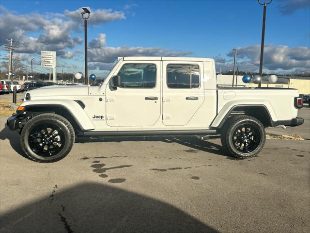 new 2025 Jeep Gladiator car, priced at $42,995