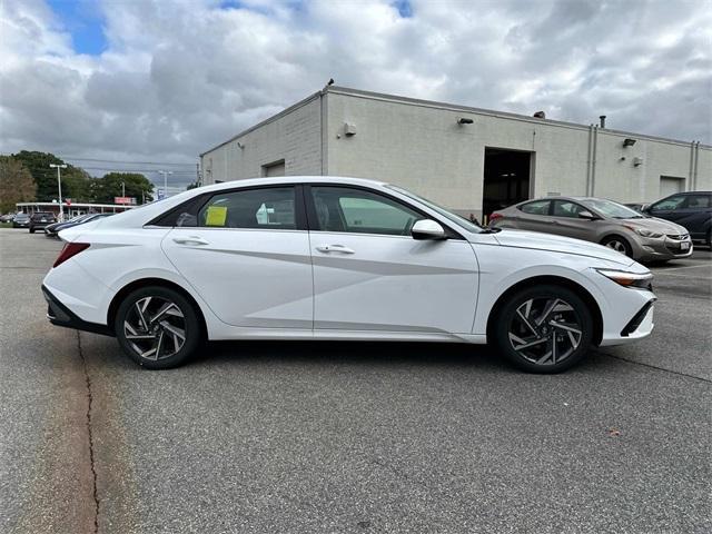 new 2025 Hyundai Elantra car, priced at $26,523