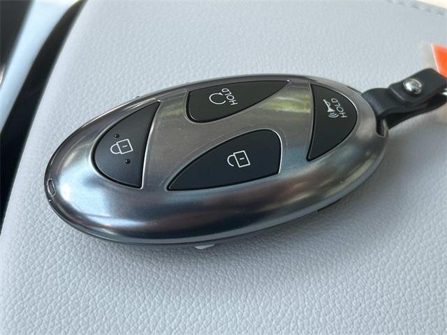 new 2025 Hyundai TUCSON Hybrid car, priced at $40,416