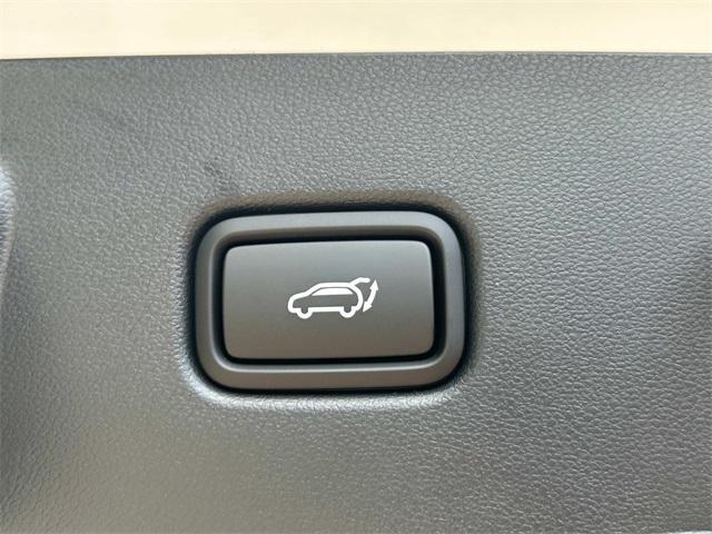 new 2025 Hyundai TUCSON Hybrid car, priced at $40,904