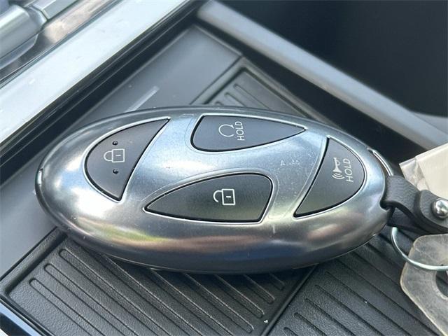 new 2025 Hyundai TUCSON Hybrid car, priced at $40,904