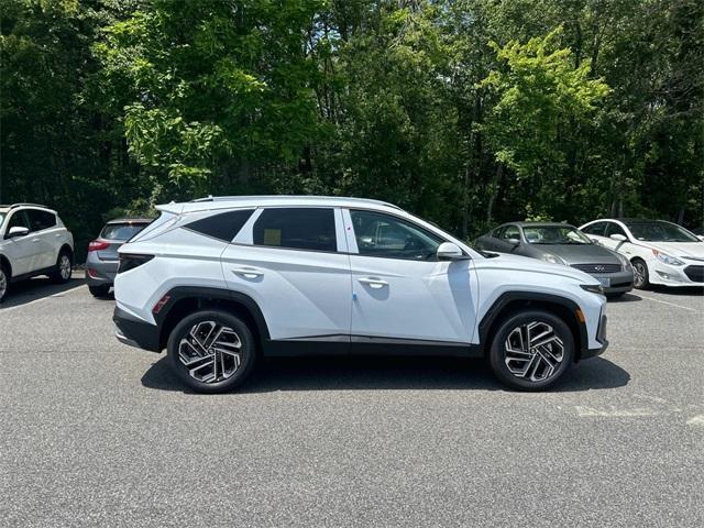 new 2025 Hyundai TUCSON Hybrid car, priced at $40,904